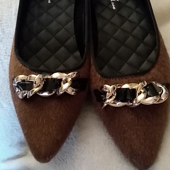 Cite calf hair flats! NWOT - Picture 2 of 4